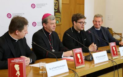 Bp Bronakowski: Modlimy się o wewnętrzną wolność wszystkich Polaków