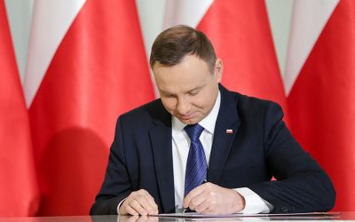 Kraj: Prezydent Andrzej Duda ma dziś podpisać ustawę o 14 emeryturze