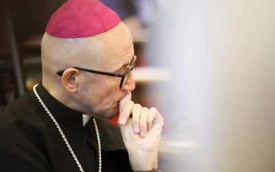 Bp Galbas: jeśli w Kościele nie będziemy dbali o relacje, stanie się on zimny i nieprzyjemny jak prosektorium