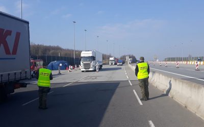 Straż Graniczna: kierowcy realizujący międzynarodowy transport drogowy towarów, są zwolnieni z kontroli na granicy