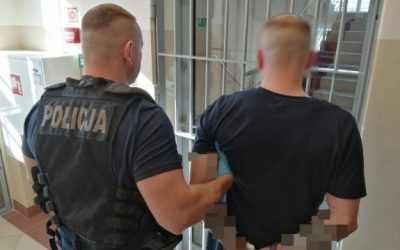 Ostrołęka: Włamywacze zatrzymani w trzy godziny po włamaniu