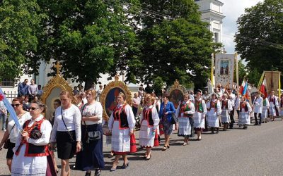 Dziś ostatni dzień oktawy Bożego Ciała – poświęcenie wianków splecionych z kwiatów i ziół