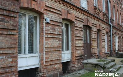 Ostrołęka: Problemy przed remontem kamienicy przy Wojska Polskiego