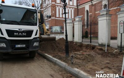 Łomża: Drogowcy wznowili prace na ulicy Dwornej