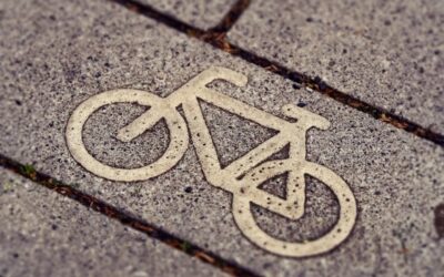 Ostrołęka: Rowerem po wale? Radny pyta o ścieżkę rowerową