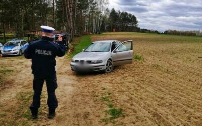 Powiat łomżyński: Pijany porzucił samochód i uciekł w las