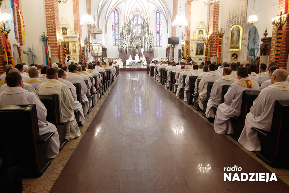 Wiara: W Katedrze pomodlą się za zmarłych kapłanów