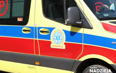 Łomża: Zmarznięty śnieg spadł na mężczyznę