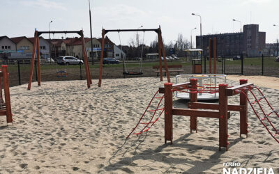 Łomża: Kolorowy Mini Park zachęca najmłodszych