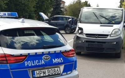 Powiat wysokomazowiecki: Zderzenie dwóch samochodów osobowych