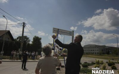 Łapy: Rondo imienia ks. Sławomira Banacha