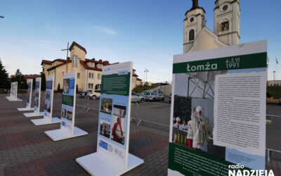 Łomża: 30. rocznica wizyty papieża – otwarto specjalną wystawę