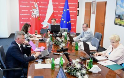 Mazowsze: Zarząd województwa z wotum zaufania i absolutorium