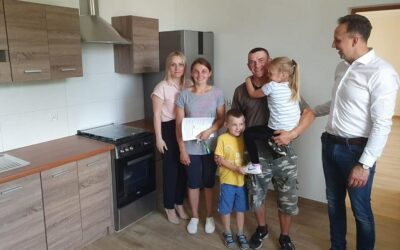 Tykocin: Pogorzelcy z Kierums wprowadzają się do tymczasowego lokum