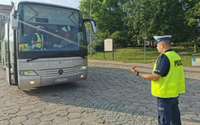 Region: Policja kontroluje autobusy