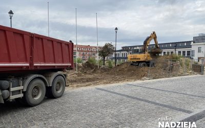 Łomża: wznowione zostały prace na Starym Rynku