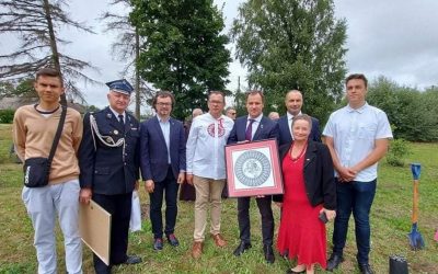 Region: Wójt Gminy Kadzidło Honorowym Obywatelem Szczodrobowa