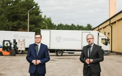 Koronawirus: Premier prosi Polaków o korzystanie ze szczepień