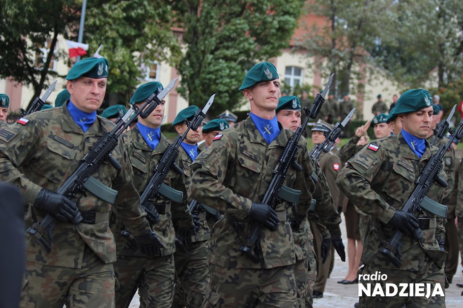 Łomża: Zainteresowani służbą wojskową stawili się na rekrutacji