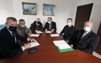 Łapy: Stadion miejski należy teraz do gminy