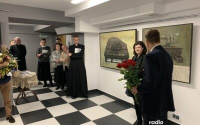 Łomża: Wystawa „Odcienie bliskości” w Muzeum Diecezjalnym otwarta