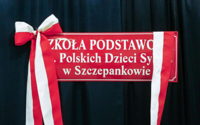 Gmina Śniadowo: Szkoła w Szczepankowie ma swojego patrona i nową salę gimnastyczną