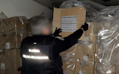 Podlaskie: Za szklanymi butelkami ukryte były papierosy