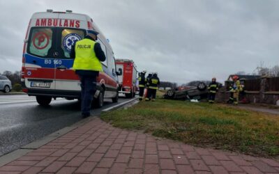 Miastkowo: Samochód dachował na DK61