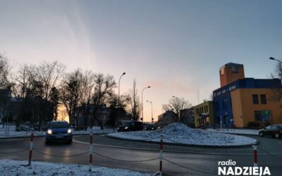 Łomża: Zima zaatakuje miasto? MPGKiM gotowe na walkę ze śniegiem na drogach