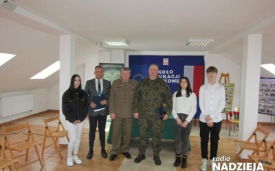 Łomża: Pierwsze w Polsce Koło Edukacji Wojskowej w branżowej szkole