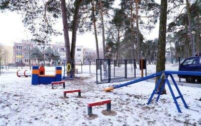 Ostrołęka: Czworonogi mają miejsce dla siebie – powstał psi wybieg