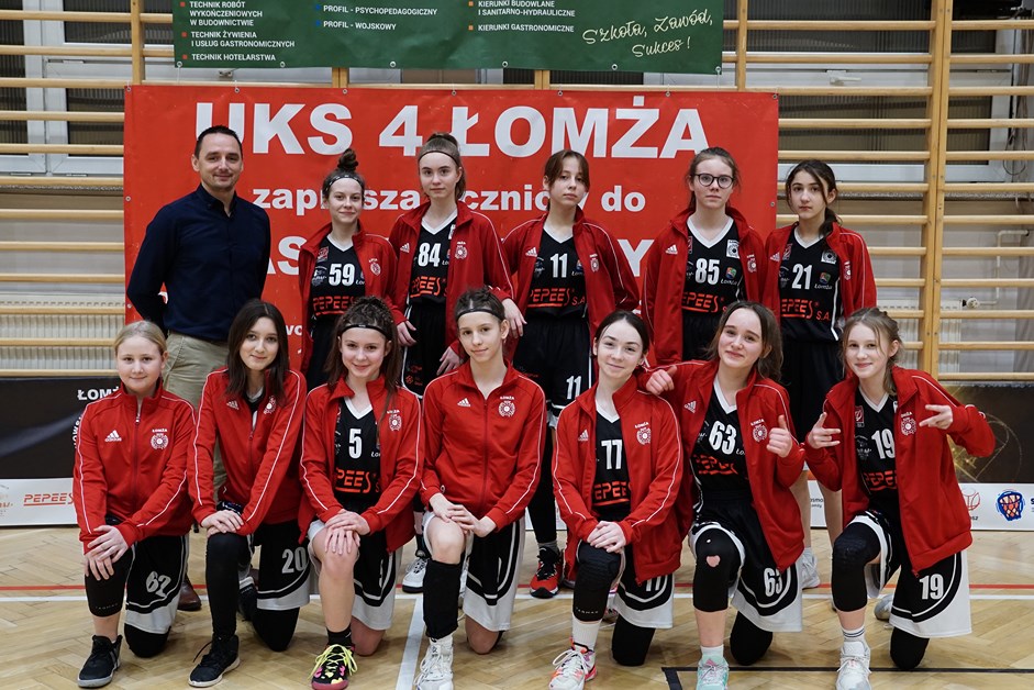 Kapitalne zwycięstwa koszykarek z UKS 4 Łomża w Mazowieckiej Lidze U14 K (Kopiowanie)