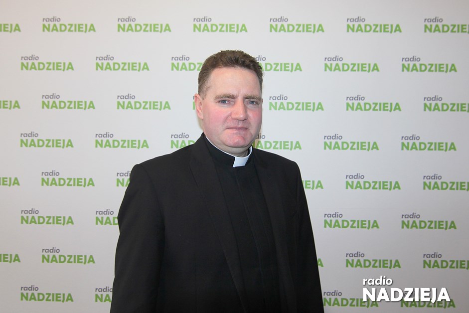 ks Andrzej Mikucki, dyrektor Caritas Diecezji Łomżyńskiej (Kopiowanie)