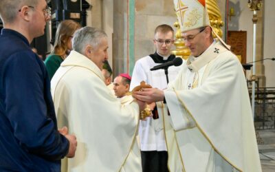 Wiara: Parafia w Puchałach otrzymała relikwie św. Wojciecha