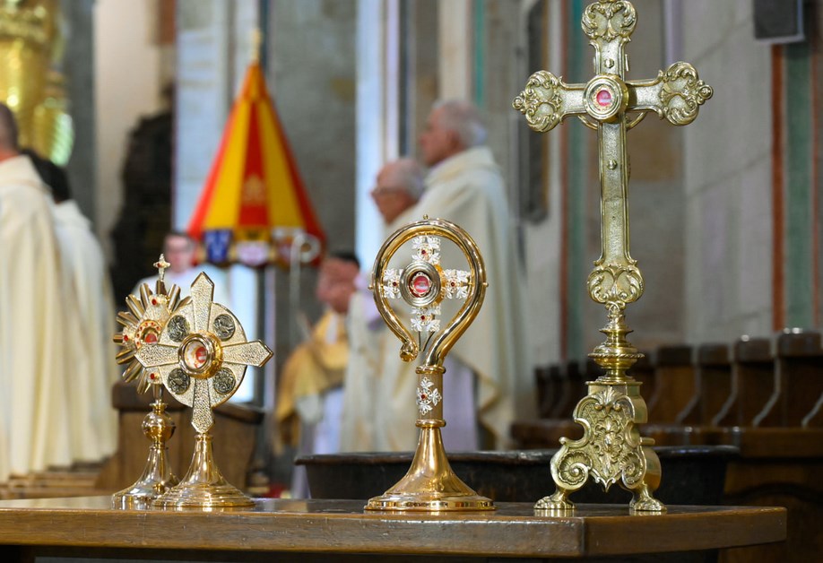Wiara: Biskup Stepnowski wprowadzi relikwie św. Wojciecha
