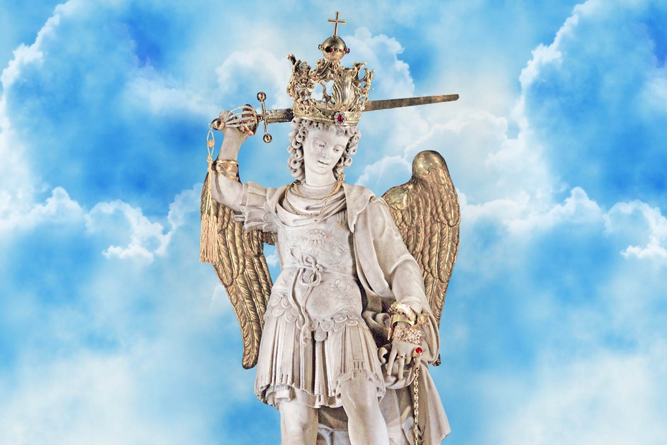 Wiara: Nabożeństwo Wielkość świętego Michała Archanioła w Ostrołęce