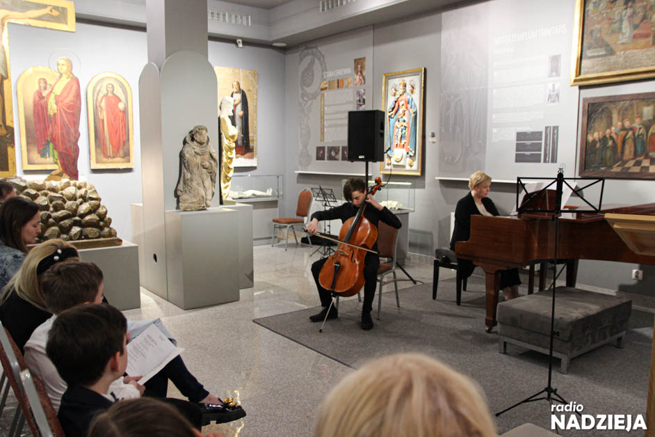 2022-05-14 Noc Muzeów w Muzeum Diecezjalnym-27