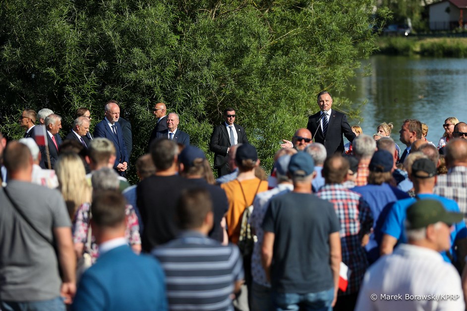 Zambrów: Prezydent Andrzej Duda spotkał się z mieszkańcami i samorządowcami