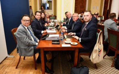 Mazowsze: Zarząd województwa z absolutorium i wotum zaufania