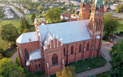 Wiara: Dach Kościoła w Baranowie przechodzi remont