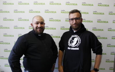 Wiara: Całodobowe czuwanie modlitewne w łomżyńskiej Parafii
