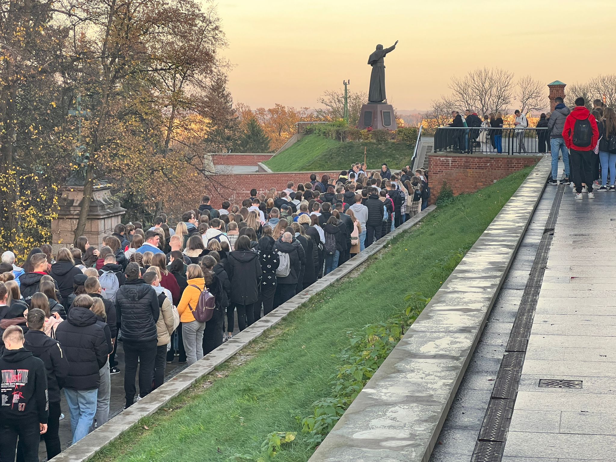 2022-10-31 Pielgrzymka maturzystów na Jasną Górę (34)