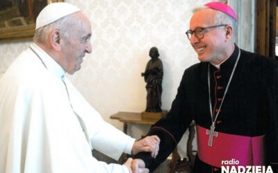Wiara: Biskup Łomżyński zaprasza do wspólnej modlitwy za Papieża Franciszka