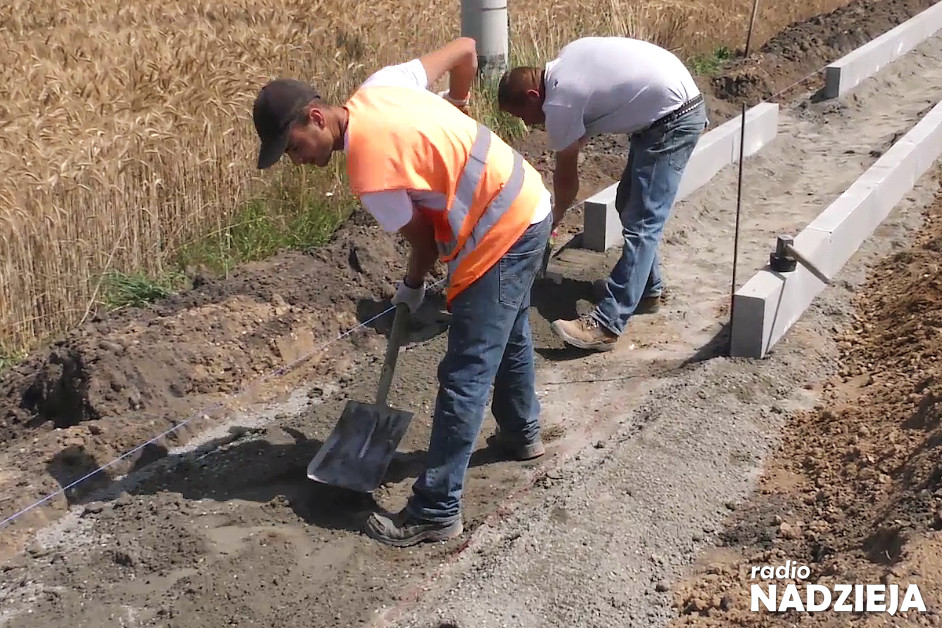 Ostrołęka: Ponad 10 milionów na rozbudowę drogi powiatowej