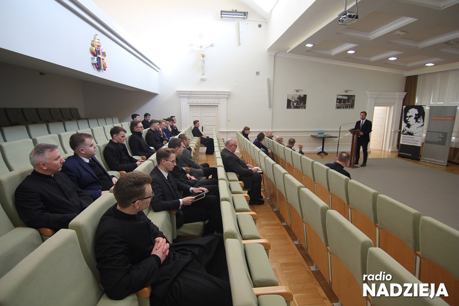 2023-03-08 Sympozjum (1)