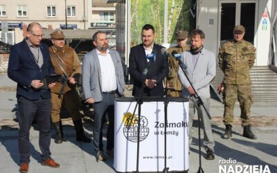 Łomża: Mobilne Muzeum Żołnierzy Wyklętych na Starym Rynku