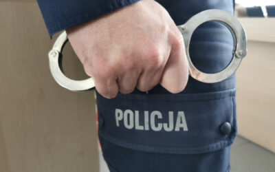 Łomża: Nastolatkowie pobili mężczyznę, bo stanął w obronie