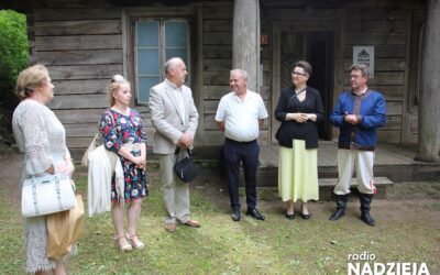 Nowogród: Dary z Drozdowa trafiły do Muzeum-Skansenu Kurpiowskiego