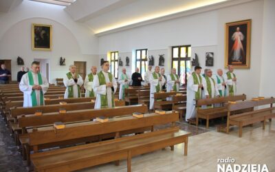 Wiara: Msza święta w ramach rekolekcji kapłańskich w Łomży