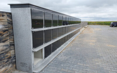 Wiara: Na tykocińskim cmentarzu zostało postawione kolumbarium